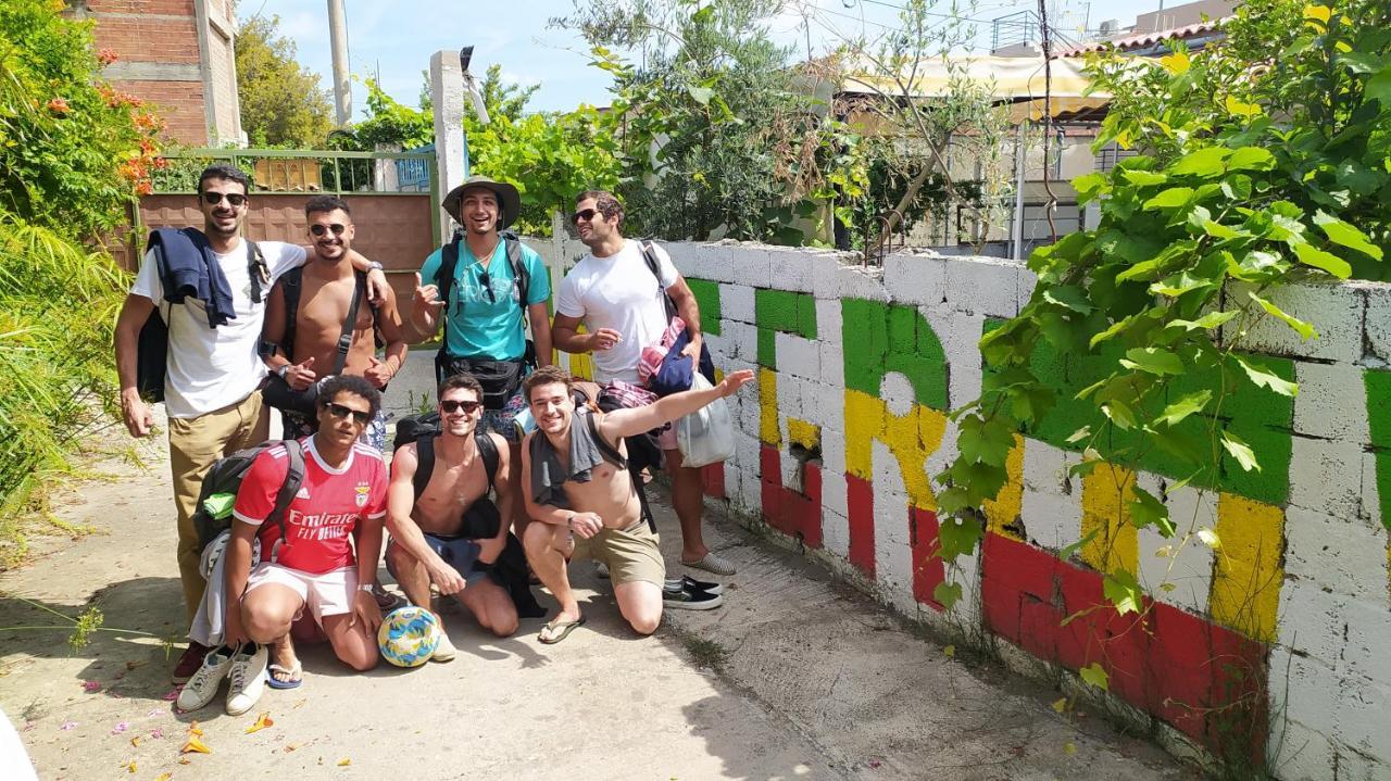Pinegroove Hostel Vlora Exterior photo